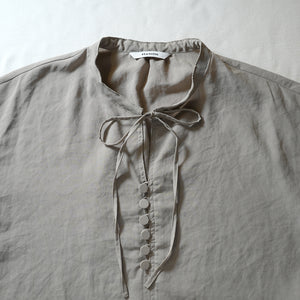 PULL OVER RIBBON BLOUSE