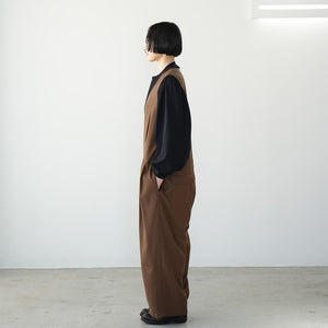 THREE TUCK WIDE SALOPET
