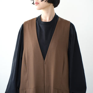 THREE TUCK WIDE SALOPET