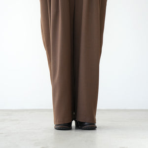THREE TUCK WIDE SALOPET