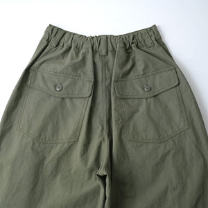LIP CLOTH THREE TUCK WIDE PANTS