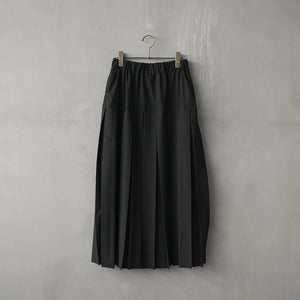 TROPICAL SWITCH PLEATS SKIRT