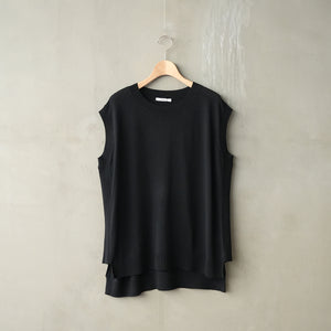 NO SLEEVE KNIT