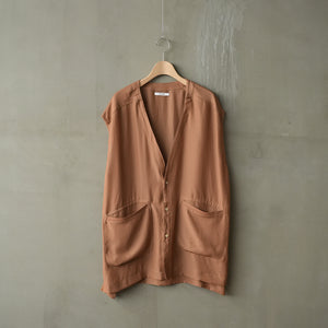 NO SLEEVE CARDIGAN
