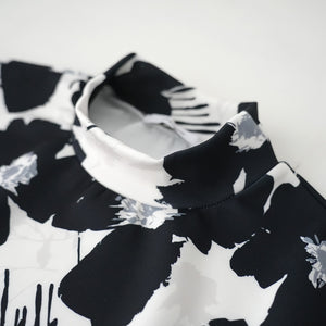 CARDBOARD KNIT LONG SLEEVE  MOC FLOWER TEE