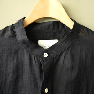 BAND COLLAR OVER BLOUSE