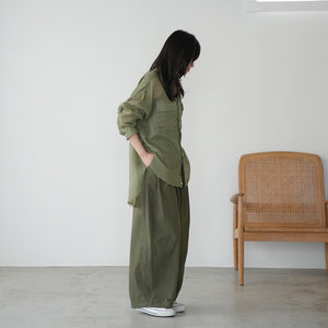 LIP CLOTH THREE TUCK WIDE PANTS