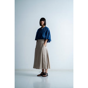 LIP CLOTH FLARE TUCK SKIRT