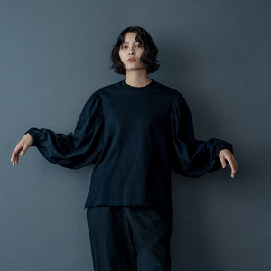 GATHER SLEEVE LS TEE